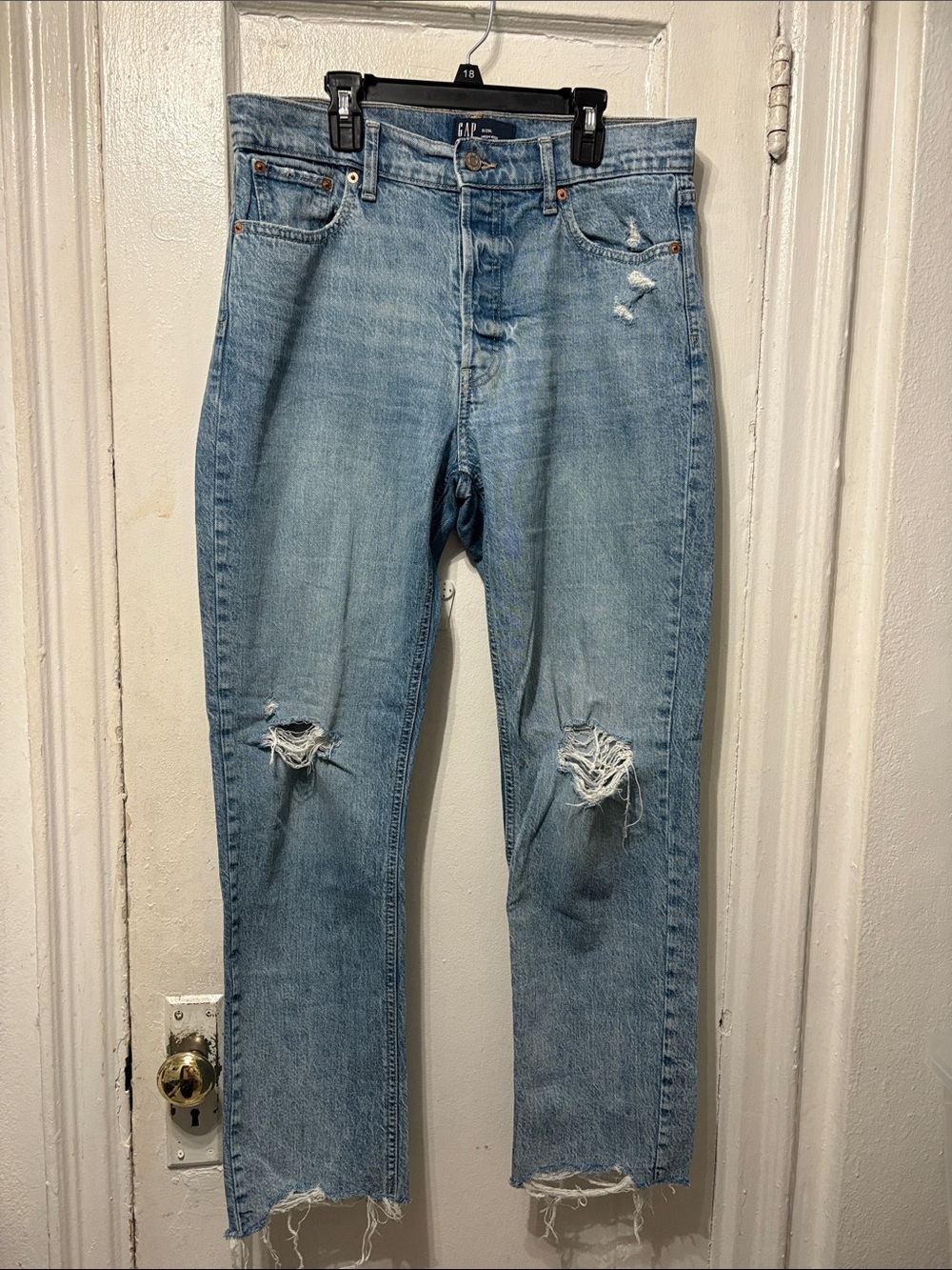 GAP Women Light Blue Distressed Jeans